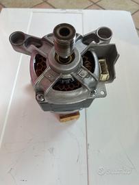 Motore lavatrice carica alto Electrolux