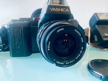 YASHICA  AF230 + Obiettivo e Flash