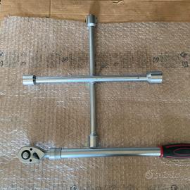 CHIEVE PER RUTE E CRICCHETTO TELESCOPICO