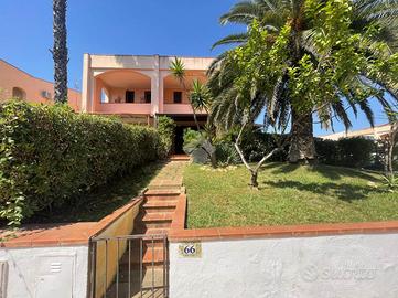 VILLA A SCHIERA A CASSANO ALLO IONIO