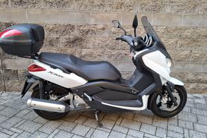 Yamaha X Max 250