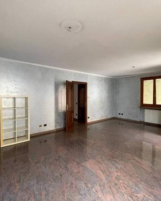 Appartamento di 82 m² con 3 locali a Borgo Vercell