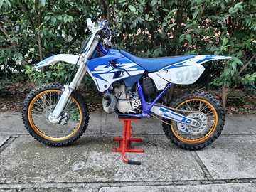 YAMAHA YZ 250 due tempi 1999