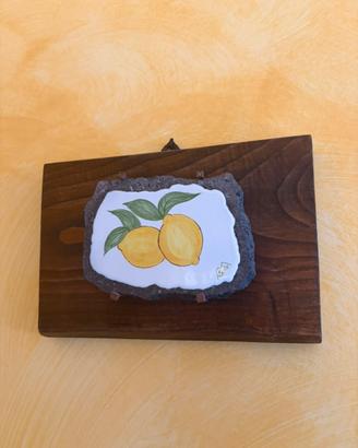 Quadretto decorativo in legno e ceramica