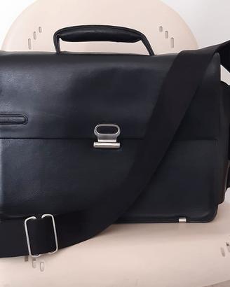 Borsa ventiquattrore Piquadro nera