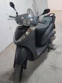 Honda SH 300