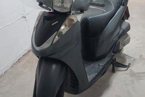 Honda SH 300