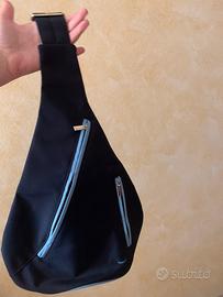Zaino tracolla blu
