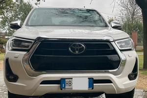 Toyota Hilux 2.8 EXECUTIVE