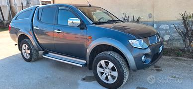 Mitsubishi l200 2006