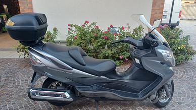 Suzuki Burgman 400 AN