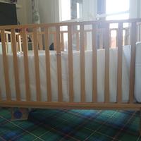 lettino sbarre neonato e materasso