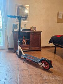 monopattino eletrrico 