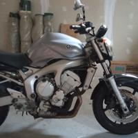 Yamaha FZ6