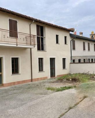 Casa indipendente di 140 m² con 4 locali a Castigl