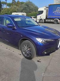 Stelvio 2200 q4 210cv