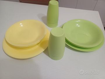 set picnic scuola 8 piatti piani 8 fondi rigidi