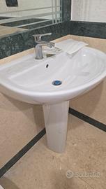 Sanitari per bagno Dolomite con miscelatori IS