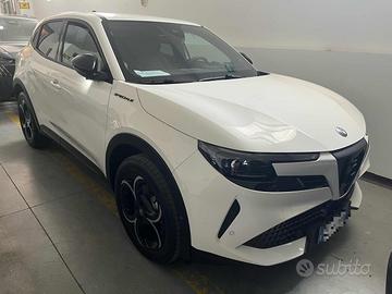 ALFA ROMEO Junior SPECIALE 1.2 Hybrid 145 CV eDC