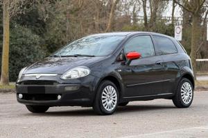 Fiat Punto Evo 1.4 78cv GPL 3p Dynamic 
Per Neo