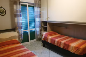 Trilocale arredato 500 mt.centro