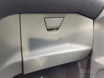 Cassetto portaoggetti FORD KA del 2009