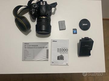 Reflex Nikon d3300 con ottica 18-105