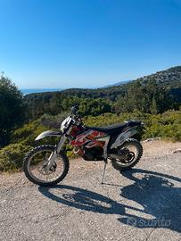 Ktm freeride 250 r 2015