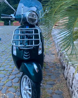 Vespa primavera