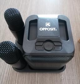 karaoke  con 2 microfoni wireless nuovo