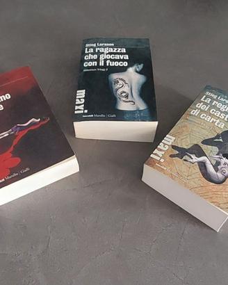 Trilogia  UOMINI CHE ODIANO LE DONNE