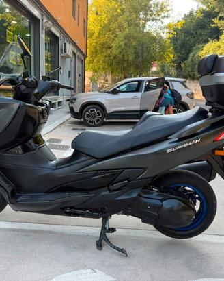 Suzuki Burgman 400