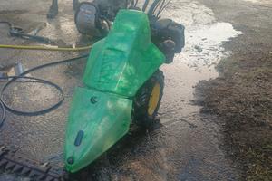 Falciatrice e motocoltivatore