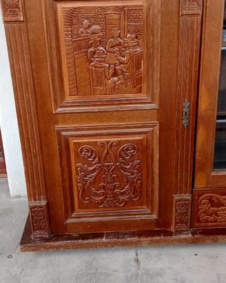 Credenza mobile antiquariato