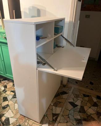 Scrivania a ribalta 