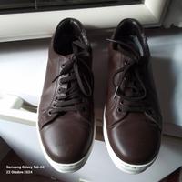 scarpe uomo  adoperate, poco  leggere descrizione 
