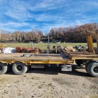 Rimorchio Bertoja rampe idrauliche doppie