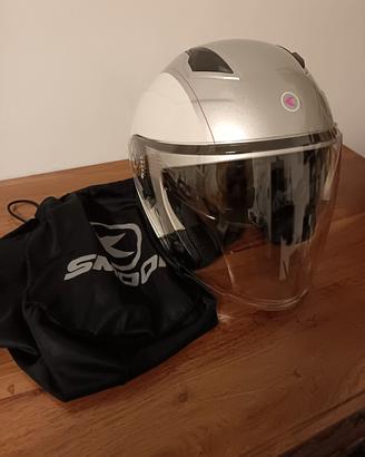 giubbotto e casco moto