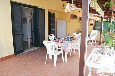 Casa vacanze HOSHI con veranda a Torre dell'Orso