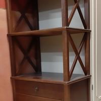 Libreria in arte povera