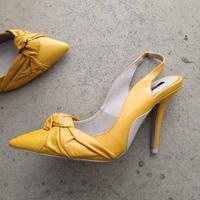 décolleté chanel  giallo 