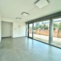 NEGOZIO A PIAZZOLA SUL BRENTA