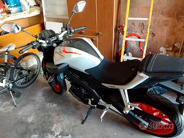 Moto Yamaha del 2019, 12500 km seminuova.