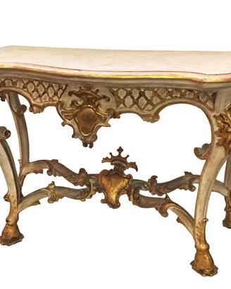 Console in Legno Laccato e Dorato – XVIII Secolo