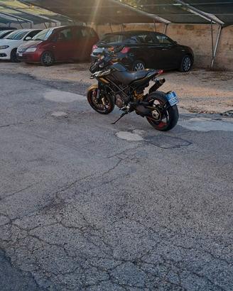 Ducati hypermotard 1100 evoSP Performance