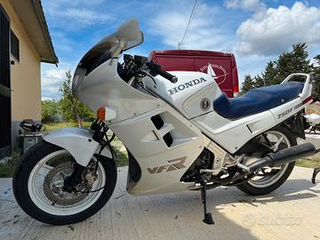 Honda VFR 750