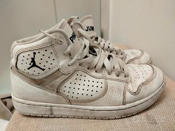 Scarpe Jordan bianche taglia 41