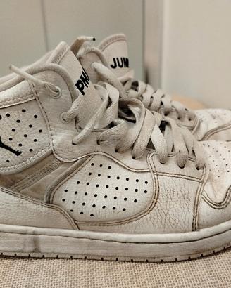 Scarpe Jordan bianche taglia 41