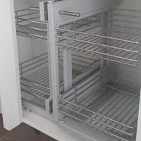 carrello estraibile a scomparsa cucina