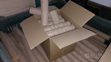 Tronchetti di trucioli di legna da ardere